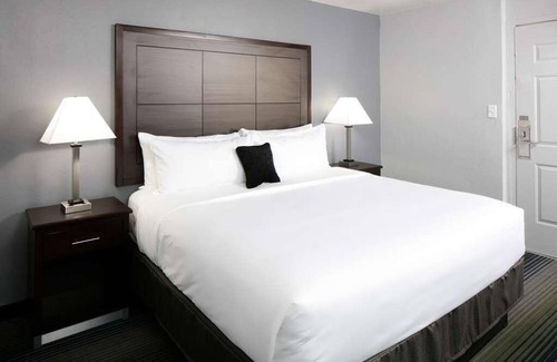 Downtown Tucson Resort | Pleasant Stay, Convenient Location! Free Parking, Onsite Outdoor Pool