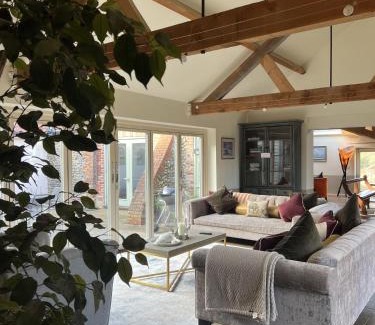 Holt House | Plover House
