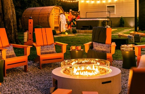 Pocono Summit House | Poconos Luxury Sauna Outdoor Movie Hot Tub Bowling Mini Golf