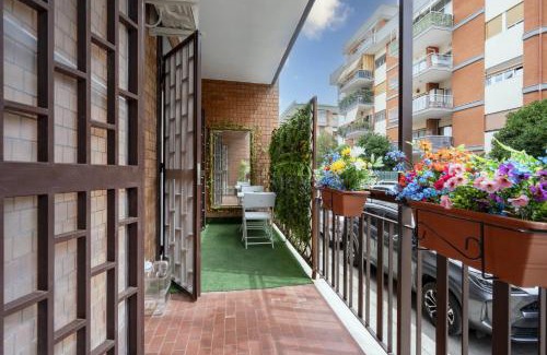 Municipio 2 Apartment | Poggio Suite - Bright City Escape