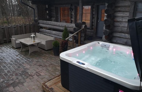Lohja Ski Chalet | Pohjolantuvat