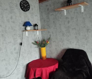 Doksy House | Pokoj s balkónem v rodinném domě