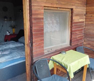Doksy House | Pokoj s balkónem v rodinném domě