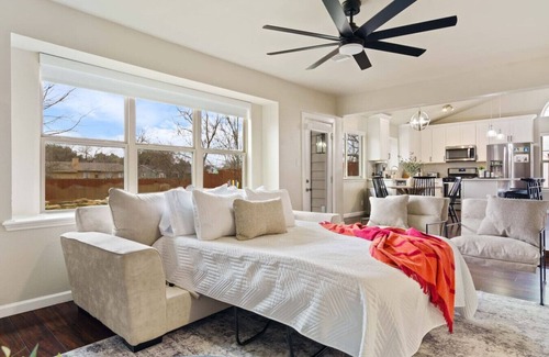 Cedar Park Apartment | Pool, Games, King Suite - 3BR Epic Chill Stay