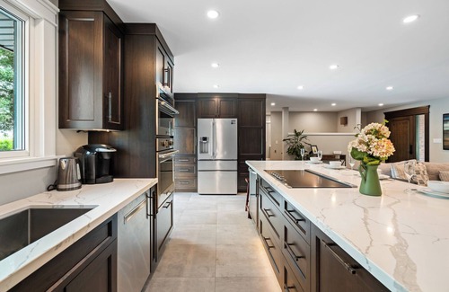 Niagara-on-the-Lake House | Pool Hot Tub Private Vineyard Oasis for 6 in NOTL