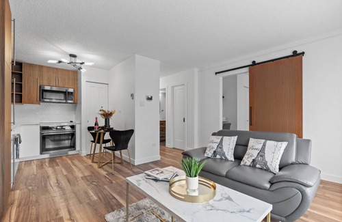 North Central Edmonton Apartment | Pool/Patio/& Private Balcony in Downtown Edmonton, Private Parisian Condo