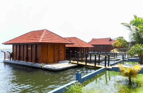 Poovar Resort | Poovar Island Resort