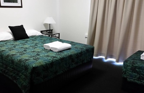 Bowen Hotel | Port Denison Motor Inn