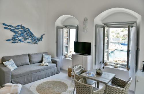 Hydra House | Port Mansion Hydra 1