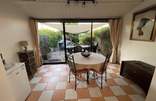 Pietrosella House | PORTICCIO A HOUSE JUST A STONE'S THROW FROM THE BEACH