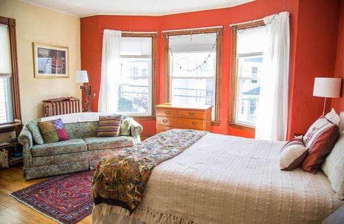 Munjoy Hill Bed & Breakfast | Portland B&B room - steps from Eastern Prom and beach and close to town too!