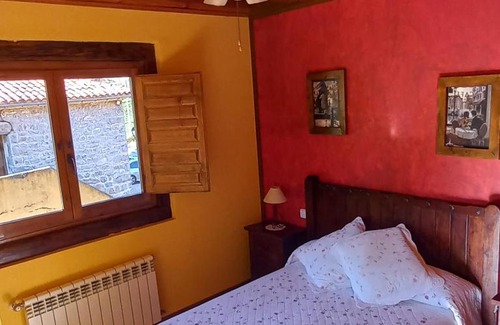 San Roque de Riomiera House | Posada La Vieja Escuela