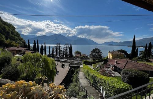 Menaggio Apartment | Postcard view 3 minutes walk from the lake