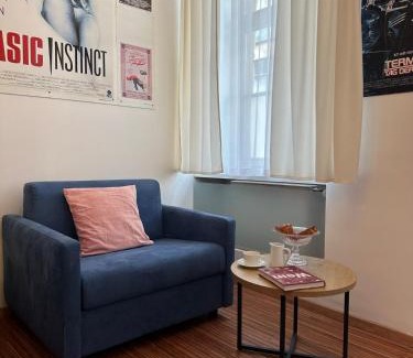Landstrasse Apartment | PostersApt2-Cozy Cinema Vibes