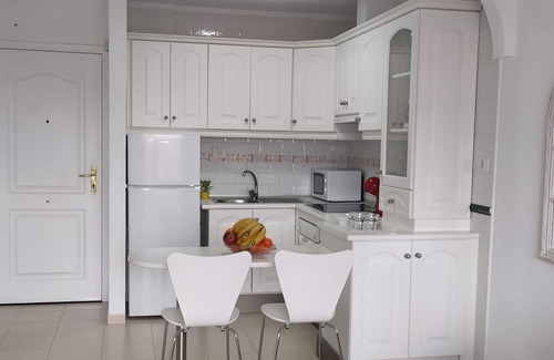 Arona Apartment | Precioso Apartamento con Piscina Junto al mar