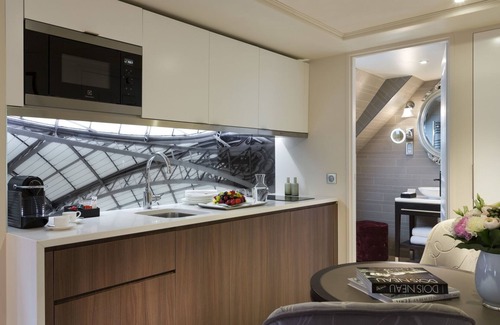 Quartier de la Place-Vendome Apartment | Premiere Suite Apartment With Aircon In Louvre