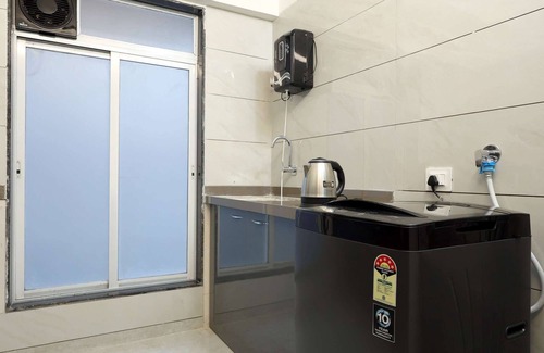 Andheri East Apartment | Premium 1 BHK SUITE (Gagal Home)