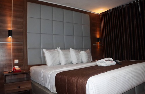 Ojodu Hotel | Presken Hotel - Awolowo Way