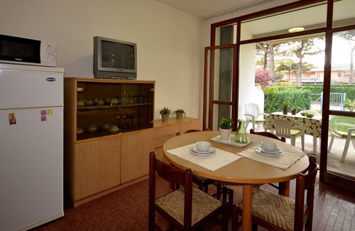 Bibione Lido dei Pini Villa | Prestige Property with Garden Oasis and Parking Space