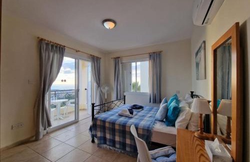 Peyia Town House | Pretty Peyia Cottages