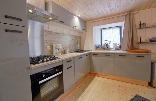 Vielle-Aure House | Pretty village barn tastefully decorated