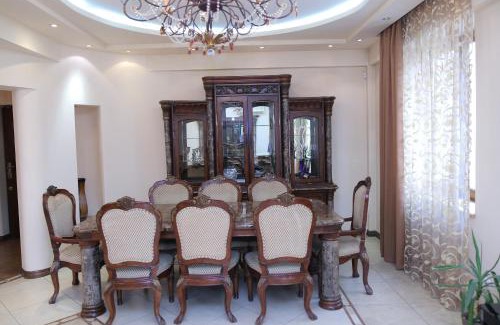 Kentron Apartment | Prime Apartment 2 Bedrooms(129sq m),Small Center,New Building