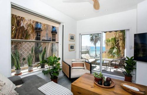 Tel Aviv Promenade Apartment | Prime Location 2BR Beach Flat