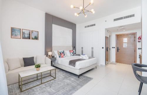 Dubai Apartment | Prime Studio that Sleeps 2 in Jebel Ali