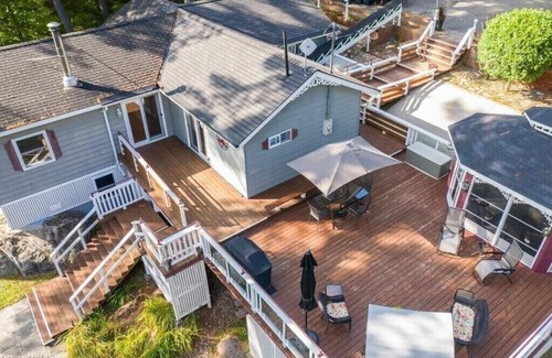 Bracebridge Cottage | Pristine Cottage in beautiful surroundings