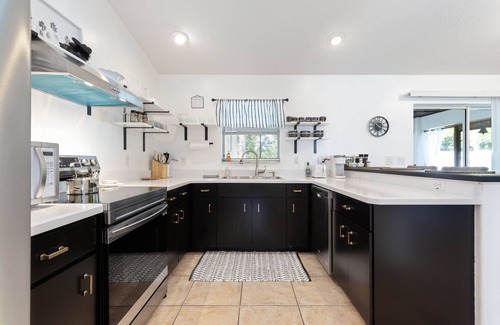 Palm Coast House | Privacy In The Palms - 3 bed/2 bath PET FRIENDLY home