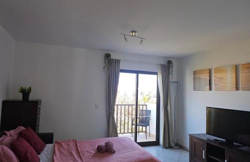 Santa Maria Apartment | Privat Apartment with Pool View!