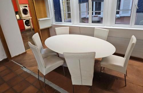 Old Town House | Privat Grosse Zimmer in Altstadt Chur -Mars