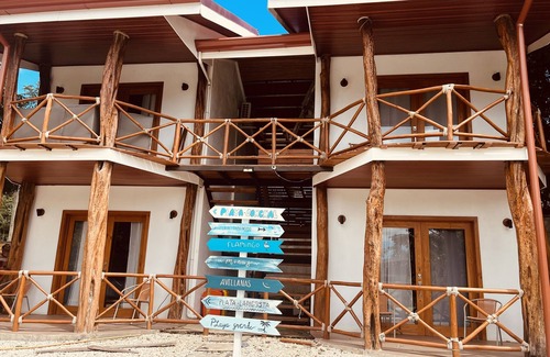Tamarindo House | Private bungalow Rooms Near to Tamarindo! Casa Malca Tama!