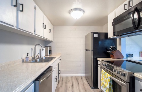 Tempe Condo | Private Condo with resort style pool