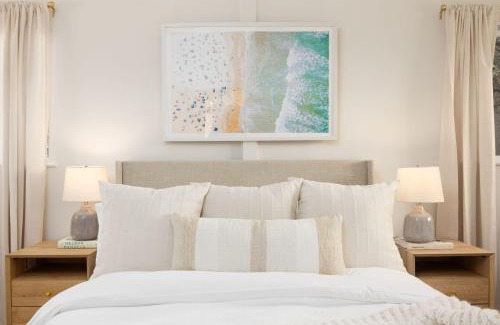 El Granada House | Private Cottage House - Walk to Beaches HarborFood Trials so much more