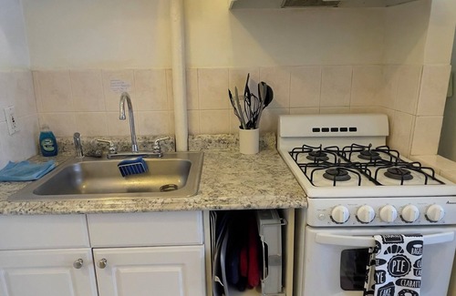 Hamilton Heights House | Private floor thru 1 bed apartment in Townhouse