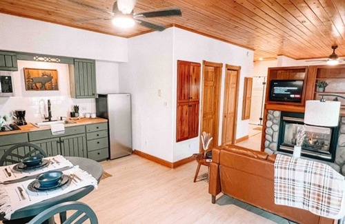 Ruidoso Cabin | Private Forest Retreat | Ruidoso Couples Escape