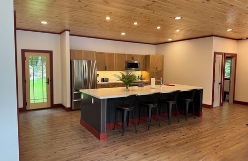 North Pole House | Private Lake Placid Island Oasis Retreat