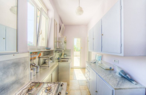 Acradina Villa | Private Pool, downtown Syracuse, prestigious