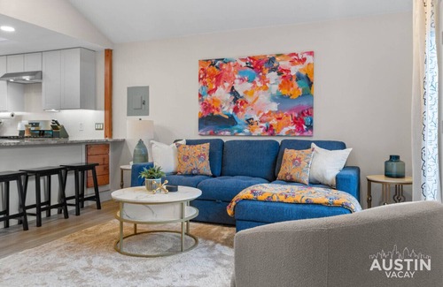 Cardinal Hills House | Private Pool Home Near Lake Travis Firepit, Grill & EV Charger Pet-Friendly!