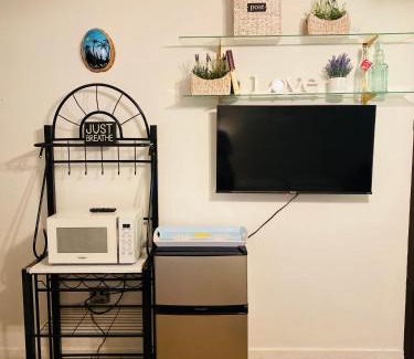 Caimito Bed & Breakfast | Private Room and Bath for 2
