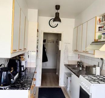 Kaakkoinen District House | Private room only in apartment at Herttoniemi