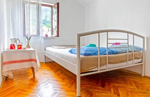 Tivat Apartment | Private rooms - Tivat