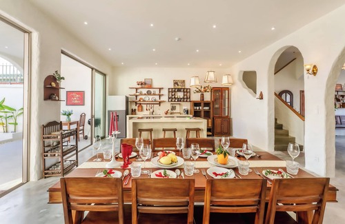 Cam An Villa | Private Rustic Charm House 5BRs & 7’ to An Bang Beach