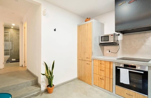 El Poble-sec Apartment | Private Terrace Dishwasher 3 Bedrooms