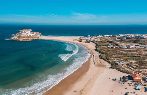 Ferrel Villa | Private Villa 4 BR&patio - 3 mins from Beach&Surf