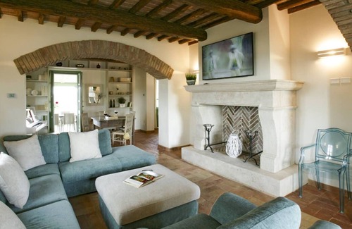 Acquapendente Villa | Private villa with swimming pool in Lazio