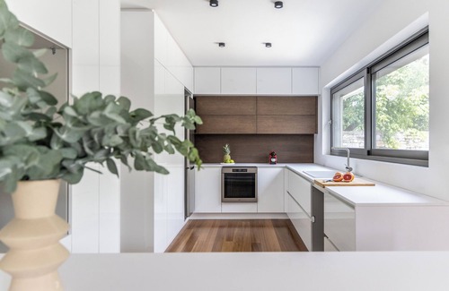 Kifisia Villa | Private Villa with BBQ & Pool