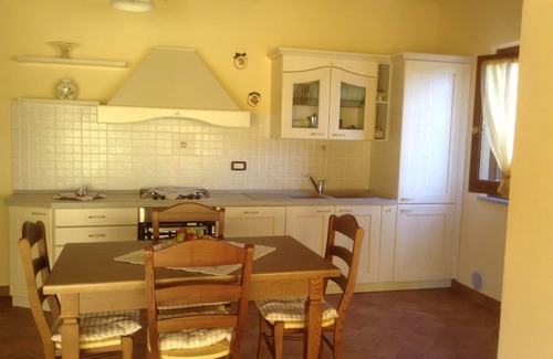 Ferretto Villa | Private Villa with WIFI, private pool, A/C, TV, pets allowed, panoramic view, close to Cortona