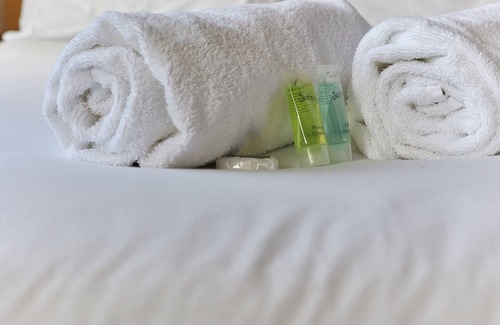 Jesmond Bed & Breakfast | Properties Unique | Dene Rooms Twin 23